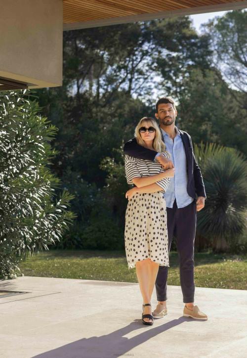 MEXX hlače od rastezljive tkanine tamnoplave plava B4DB466 muškarci - MEXX sandale