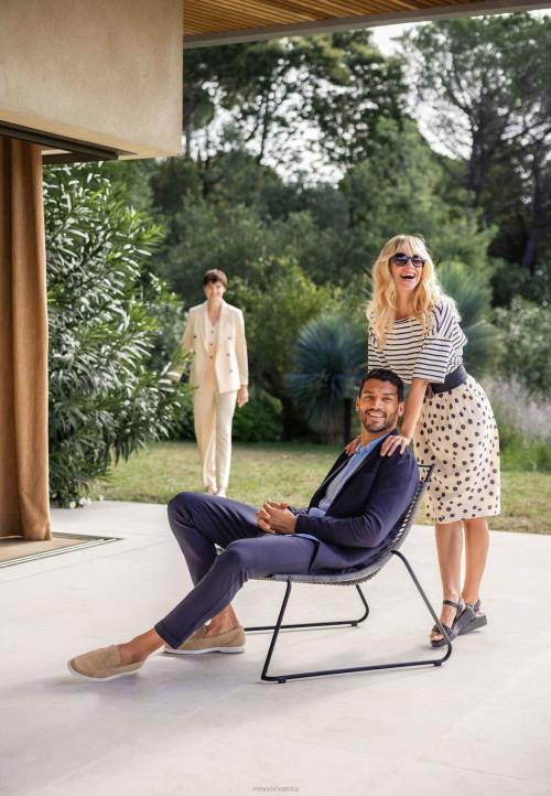 MEXX hlače od rastezljive tkanine tamnoplave plava B4DB466 muškarci - MEXX sandale